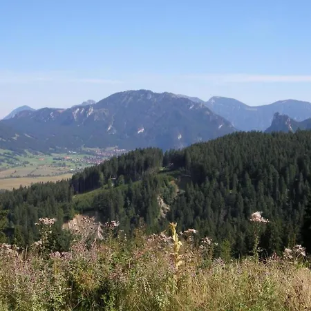 Vakantiehuis Delightful With Terrace Unterammergau